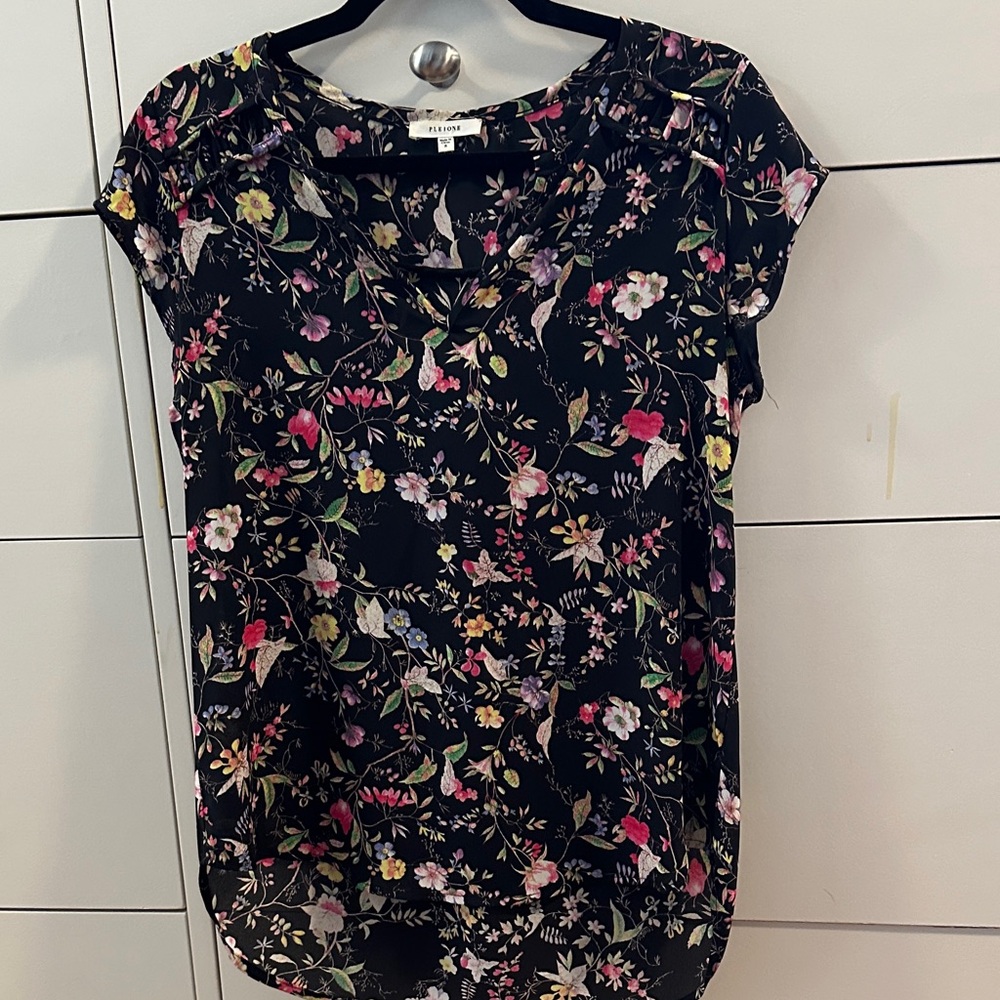 Pleione Black Floral Blouse